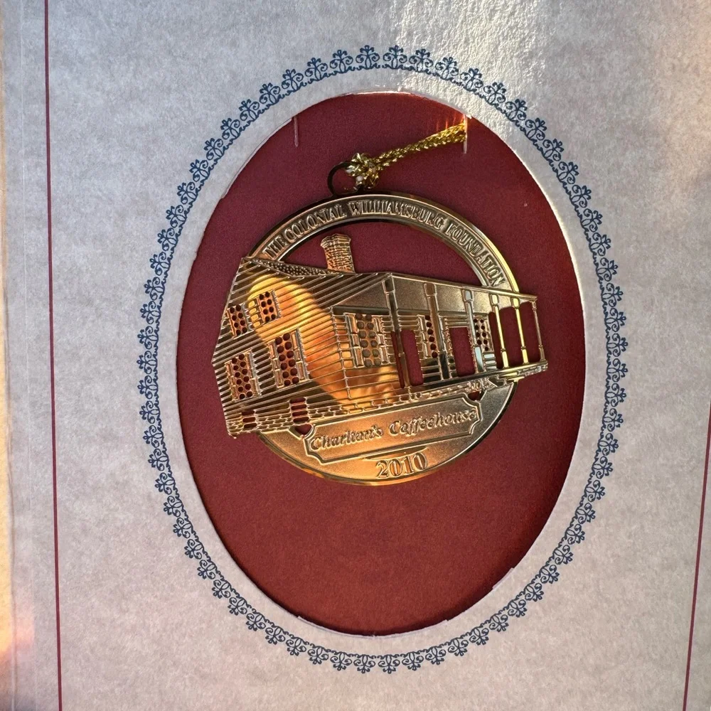 Colonial Williamsburg Collectible Ornament 2010 Richard Charlton's Coffeehouse